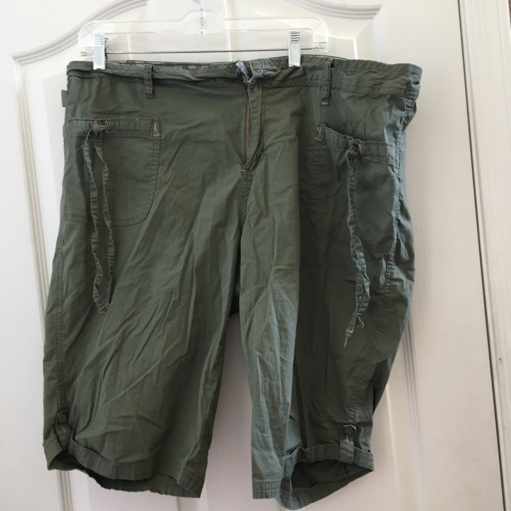 FINAL MARKDOWN Ladies’ Zana Di Shorts (20)